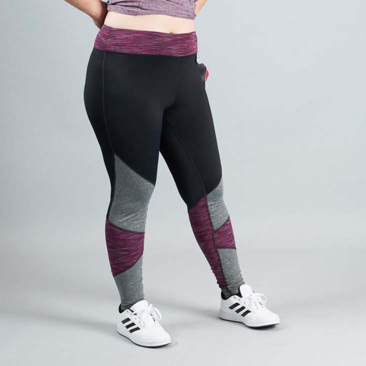 Check out the fall workout clothes (and add-on styles) in the October 2017 Ellie box! 