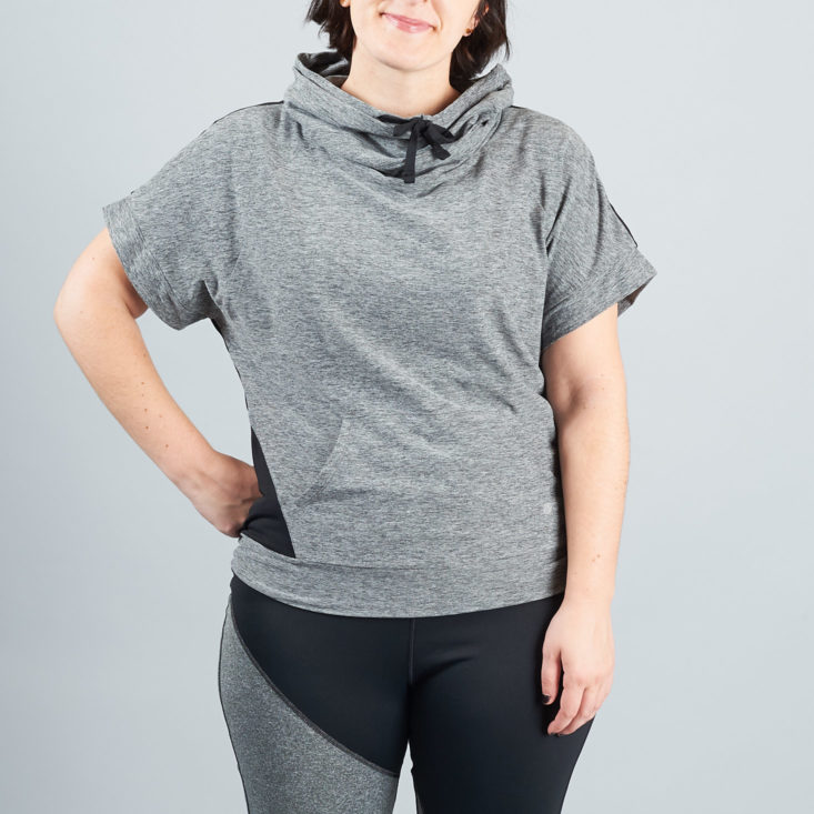 Check out the fall workout clothes (and add-on styles) in the October 2017 Ellie box! 