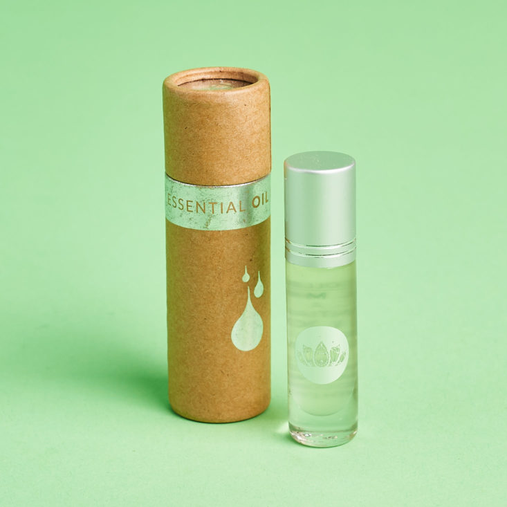Check out the holistic, spiritual items in the October Moonbox by Gaia Collective!