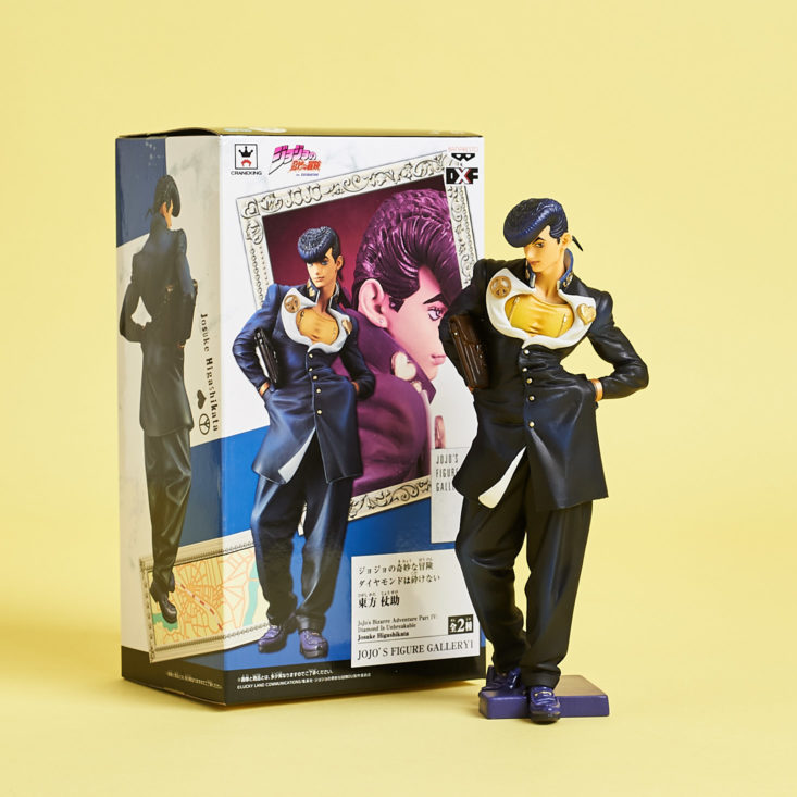 jojo's bizarre adventure character figurine and box