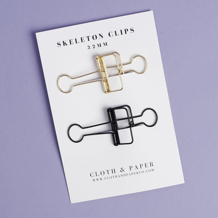 Set of two skeleton clips on card