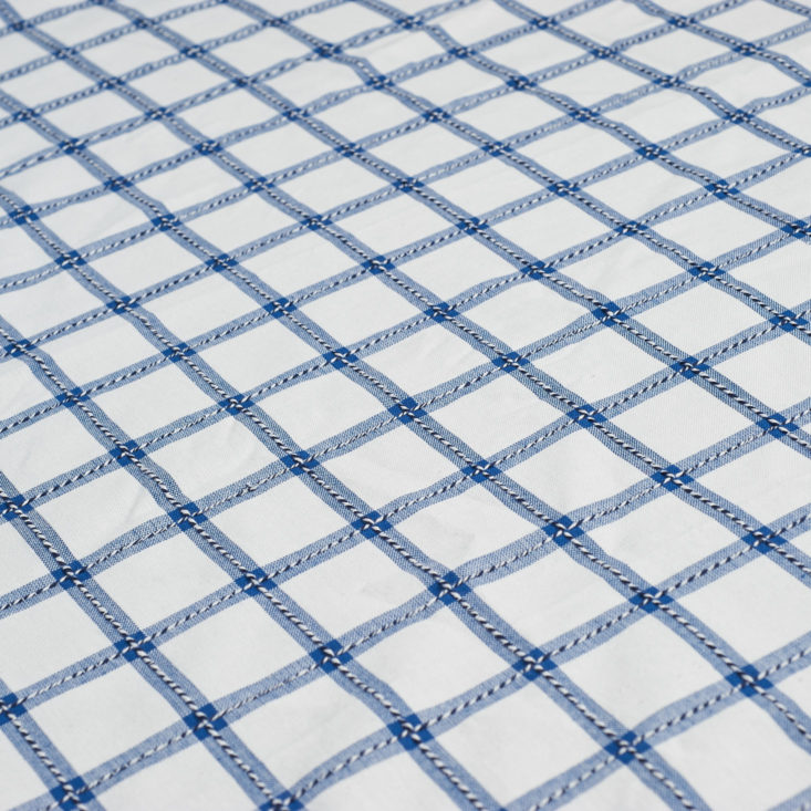 The weave of this lightweight dish towel is smooth, as you can tell in this closeup.