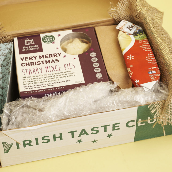 Irish Taste Club Box December 2017 - Box Open - 0003