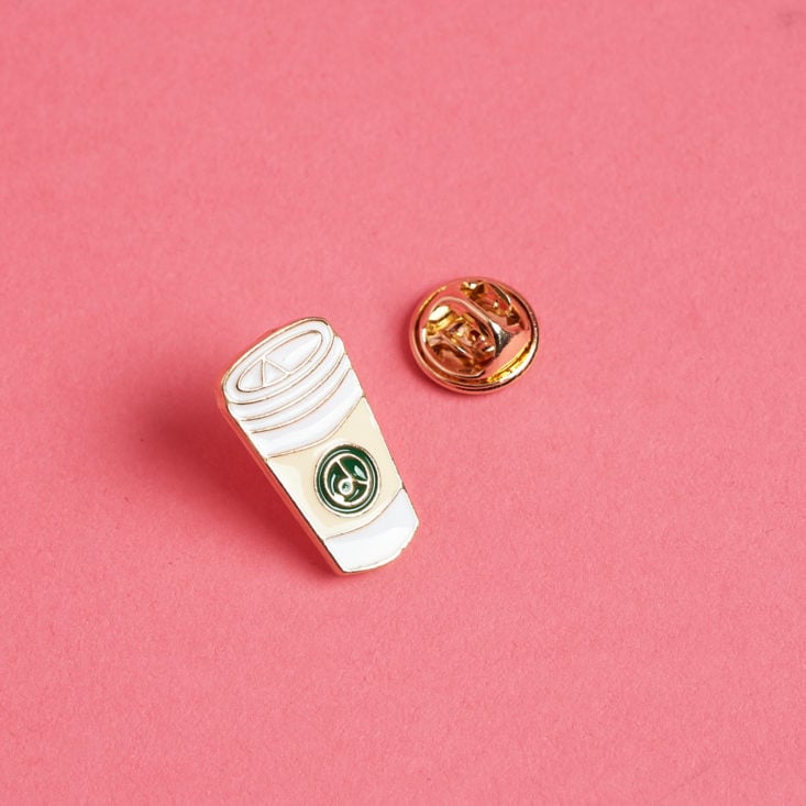 This coffee cup pin is so cute!