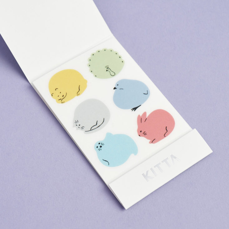 close up of Kitta seal mojicover animal stickers