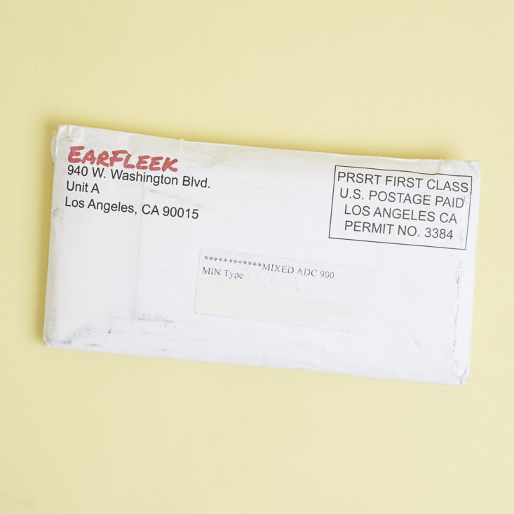 Earfleek minimalist envelope