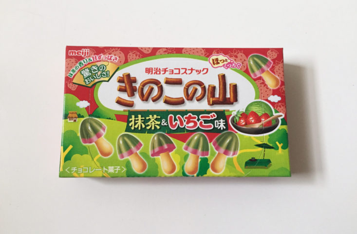 Kinoko No Yama: Strawberry and Matcha Flavor 