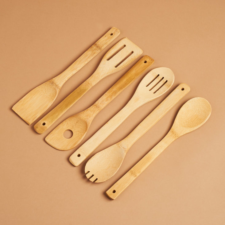 set of 6 wooden utensils