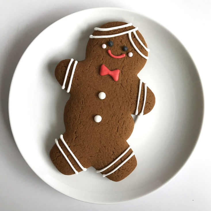 Sweets GiftBox December 2017 - Gingerbread Man Cookie 3