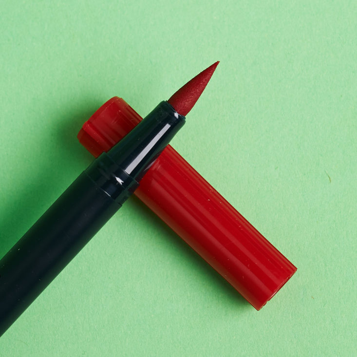 red brush pen tip