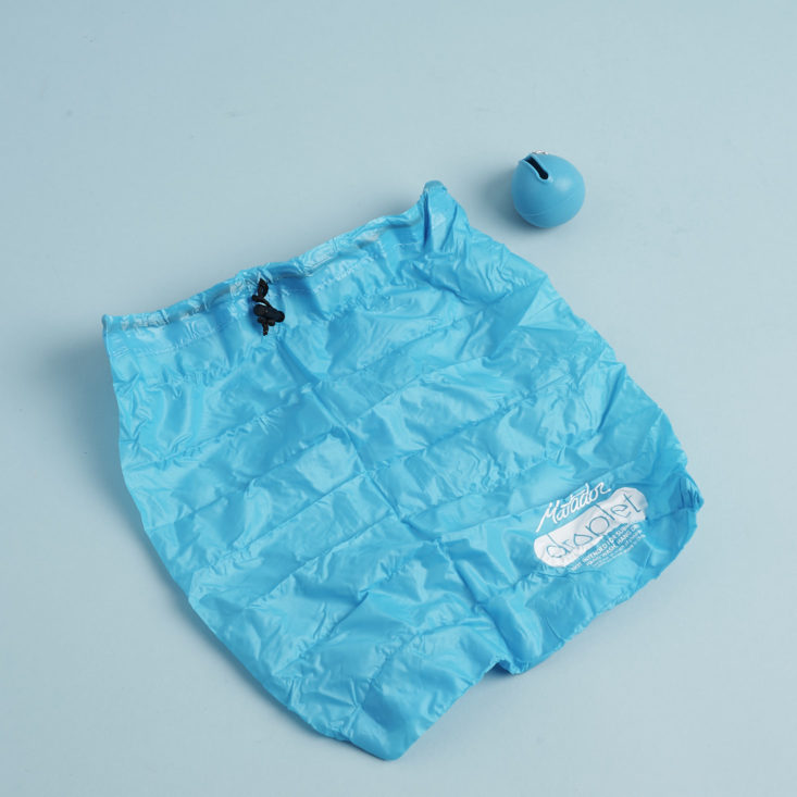Mom GiftBox February 2018 Keychain Dry Bag Detail