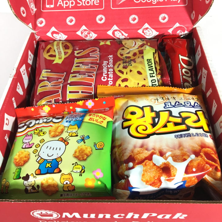 MunchPak Box February 2018 - Box Inside