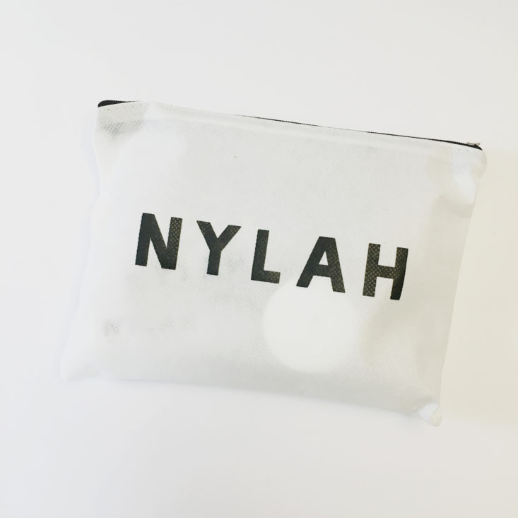 travel makeup bag from from nylah beauty