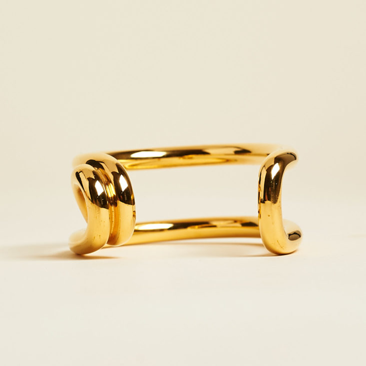 gold cuff opening