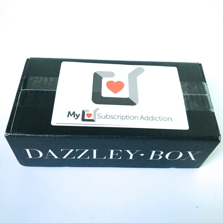 closed Dazzley Box