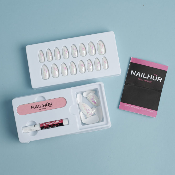 contents of Nailhur Snap On Manicure in Ghost Stiletto kit