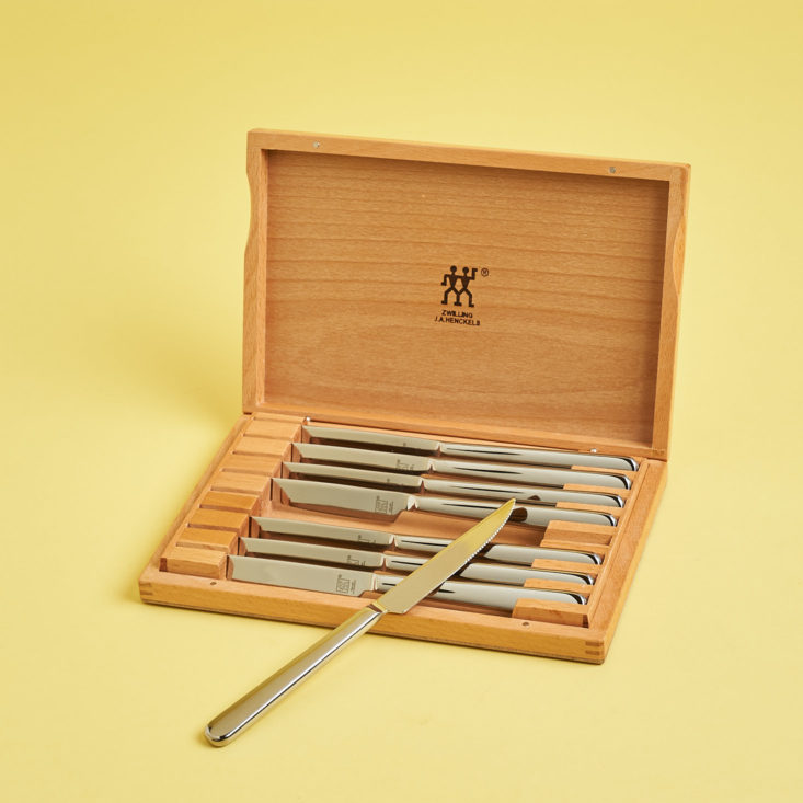 robb vices may 2018 knives in wooden box