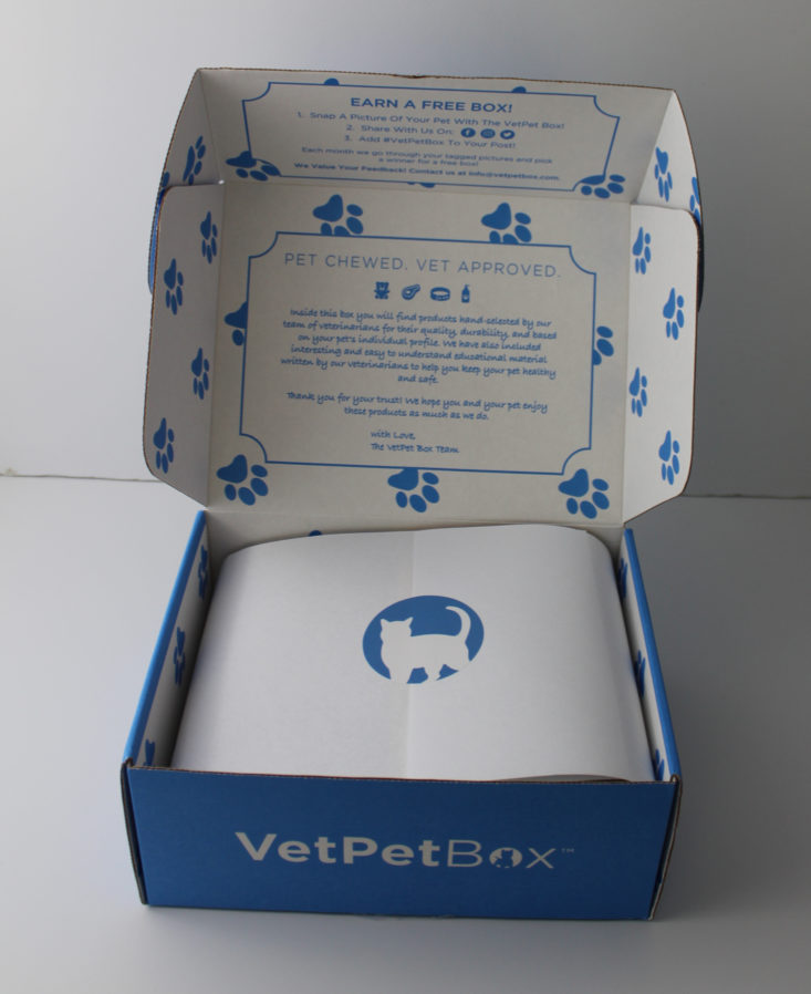 Vet Pet Box Cat May 2018 Inside