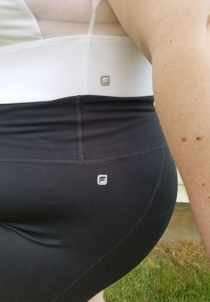 Fabletics Plus Size May 2018 Box 0013 shorts detail