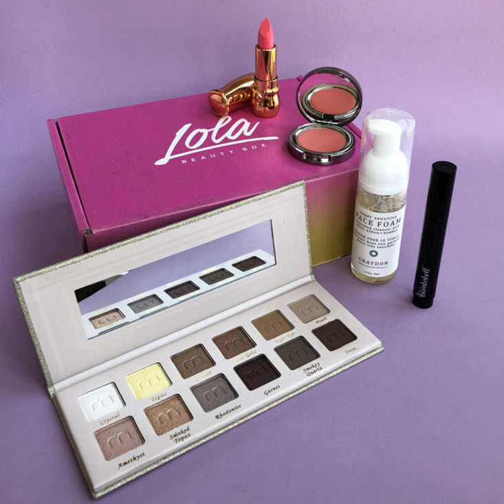 Lola Beauty Box April 2018 - Contents