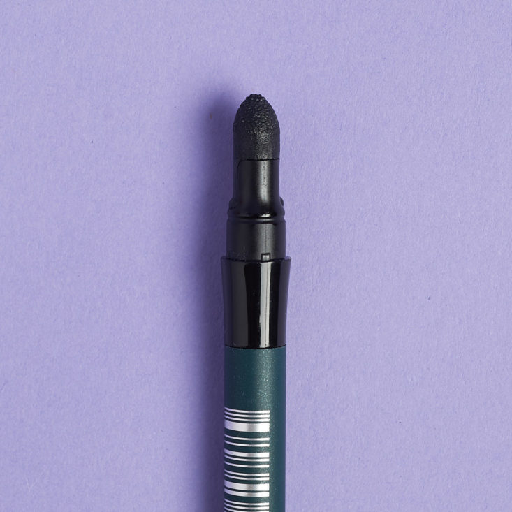 close up of smudge end of Note Cosmetics Smokey Eye Pencil in Green