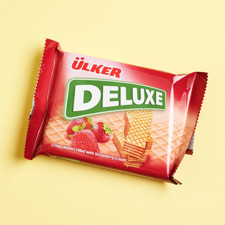 Ulker Deluxe Strawberry Wafers