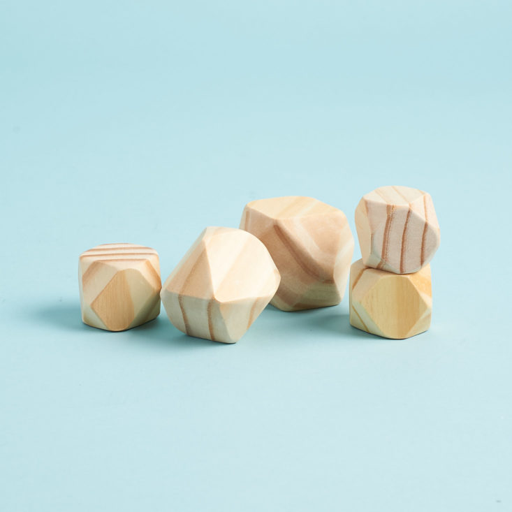merkaela small wooden blocks set