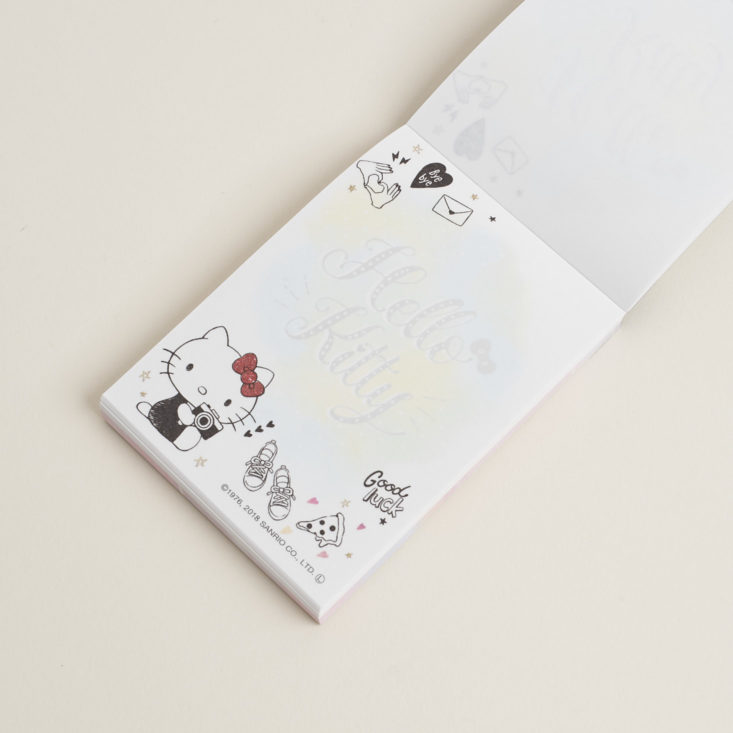 vertical page design for Hello Kitty Mini Notepad