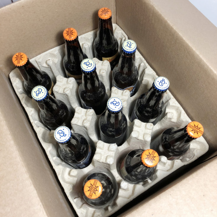 Microbrewed Beer of the Month July 2018 - Box inside