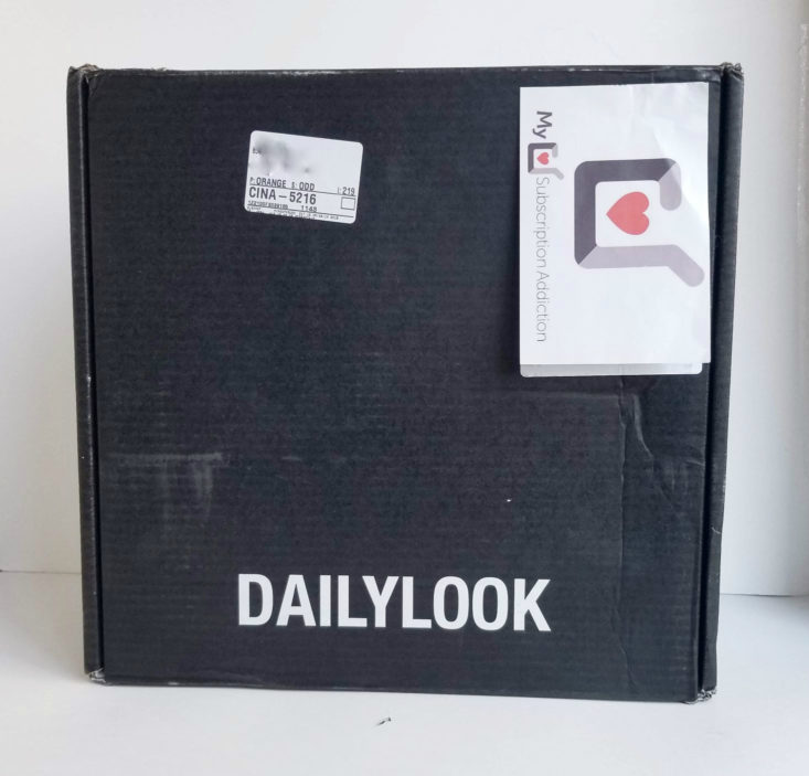 Daily Look October 2018 box