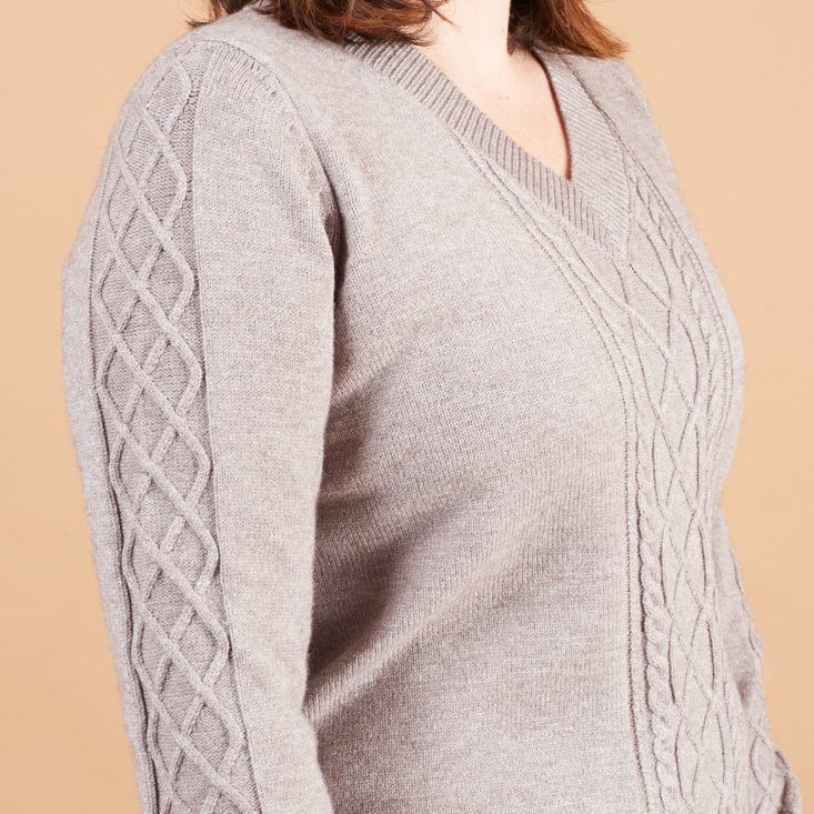 elizabeth and clarke cable knit sweater