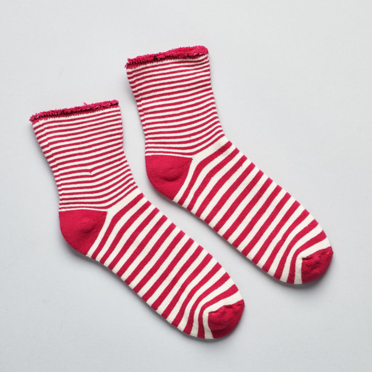 globein red and white striped pair of socks
