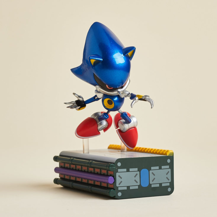 Loot Gaming Metal September 2018 - Metal Sonic Figure Front