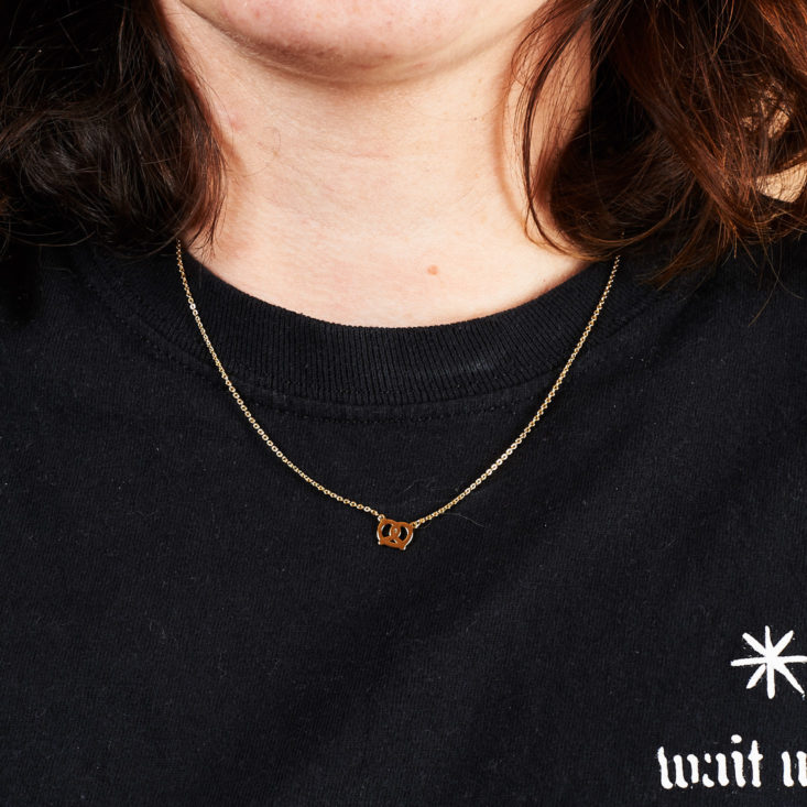 rocksbox pretzel necklace on model