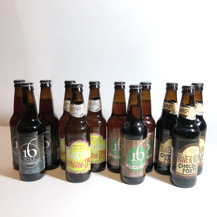 The Microbrewed Beer of the Month August 2018 - Box contents