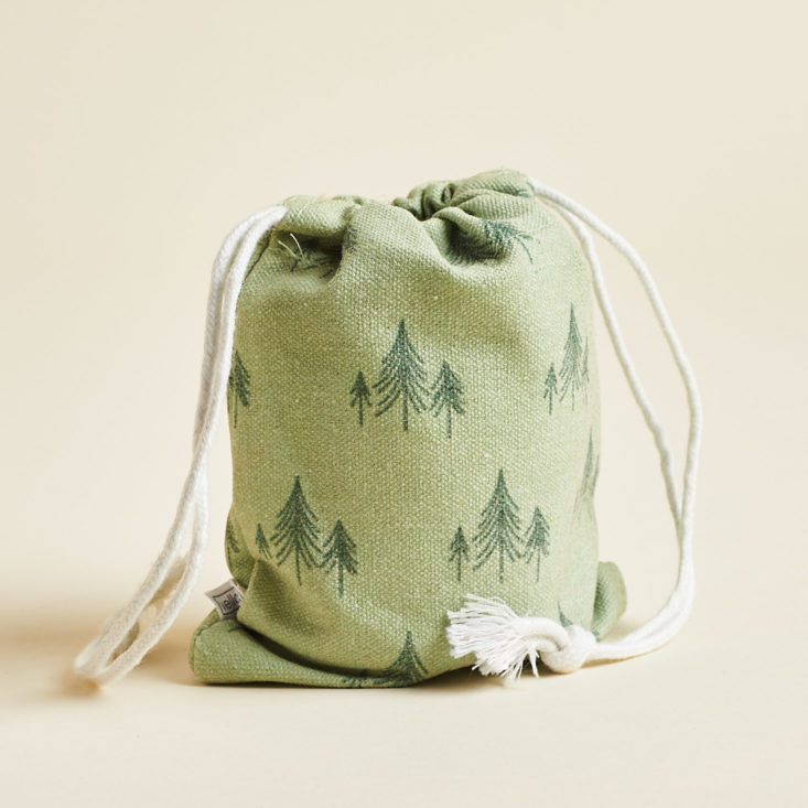Vellabox Vivere September 2018 - Drawstring Bag With AMBER & TEAK Front