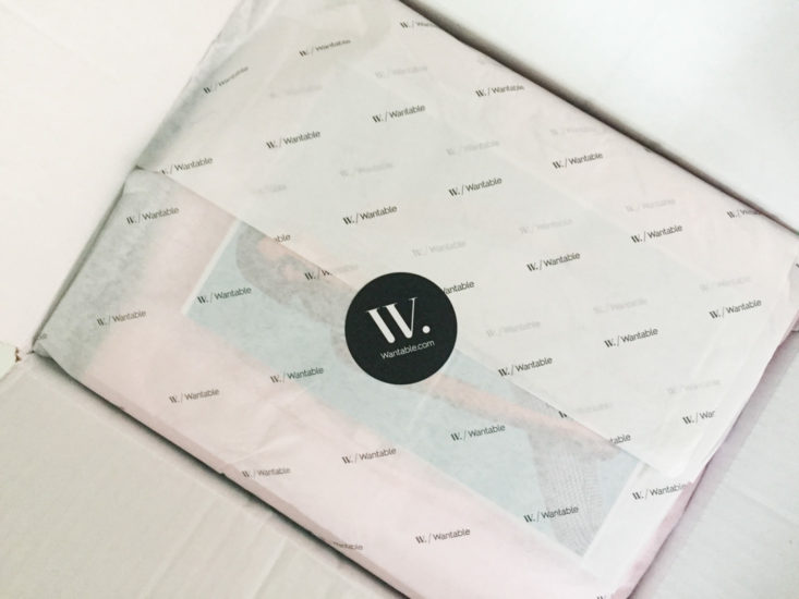 wantable fitness edit september 2018 box inside