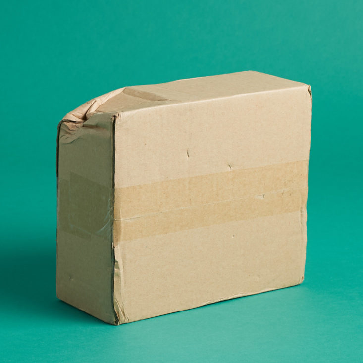 Korean Snacks Box October 2018 - Box Review Front