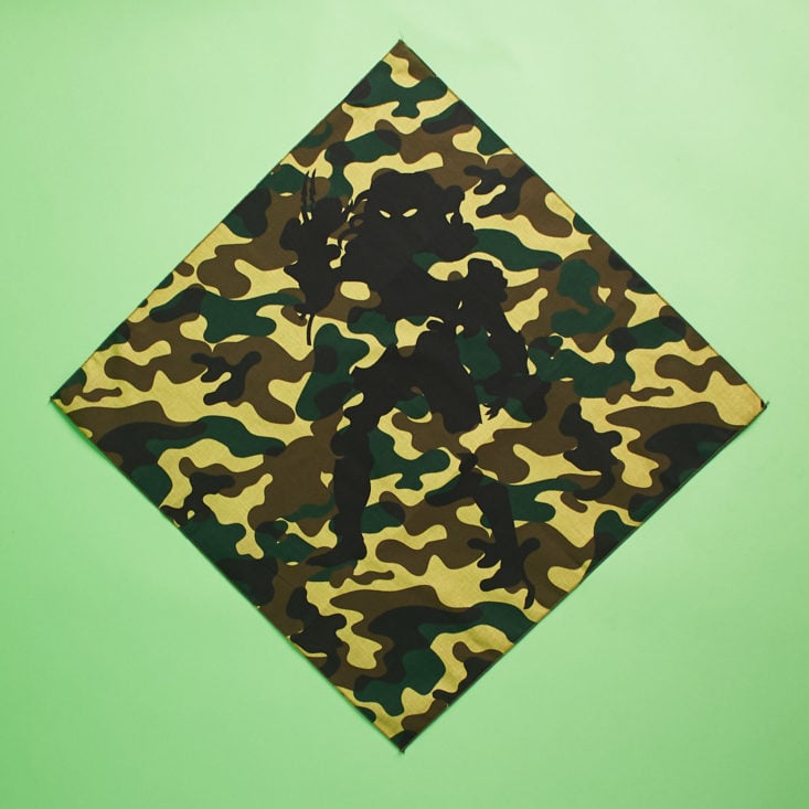 Loot Crate Invaders September 2018 - Predator Jungle Camo Bandana Front 1