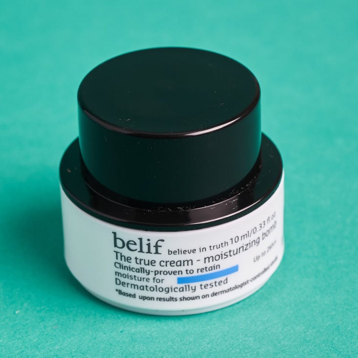 Play! Smarts by Sephora K-Beauty October 2018 - Belif Moisturizing Bomb Front