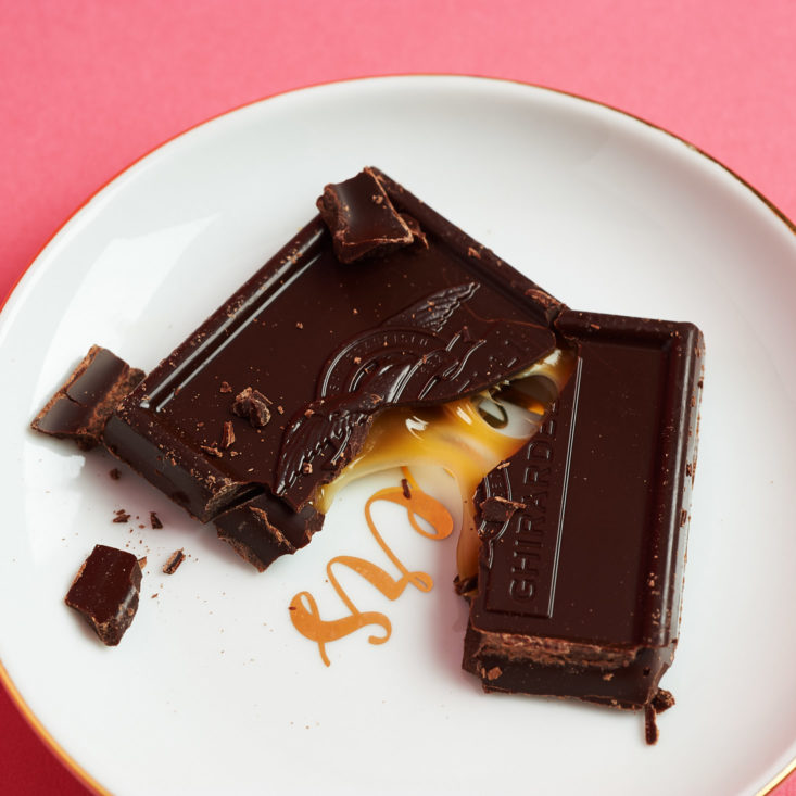 Vellabox Ignis October 2018 - Ghirardelli Squares Plated