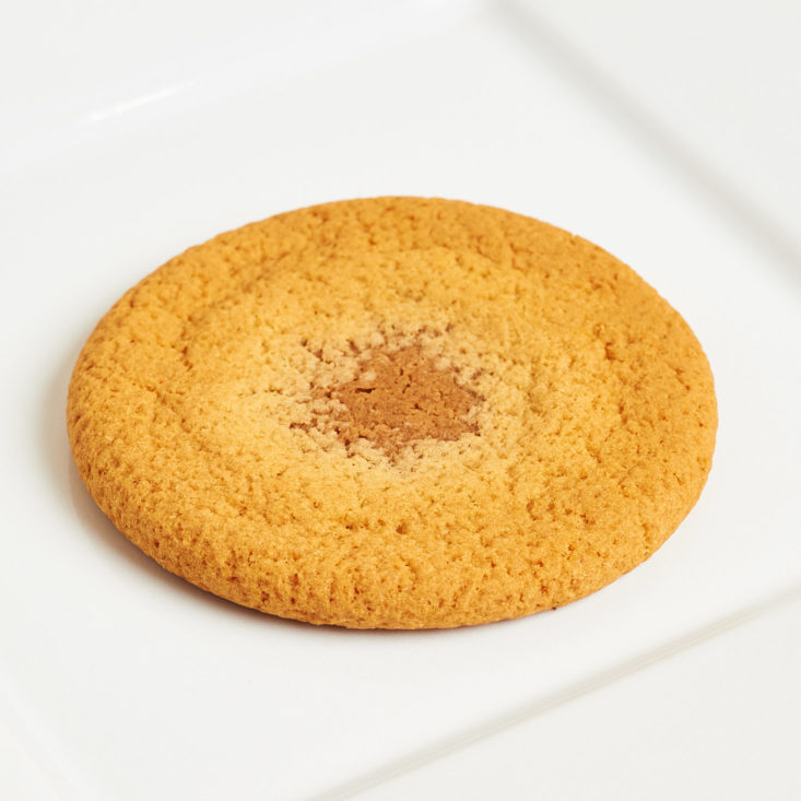 Bokksu October 2018 apple caramel cookie