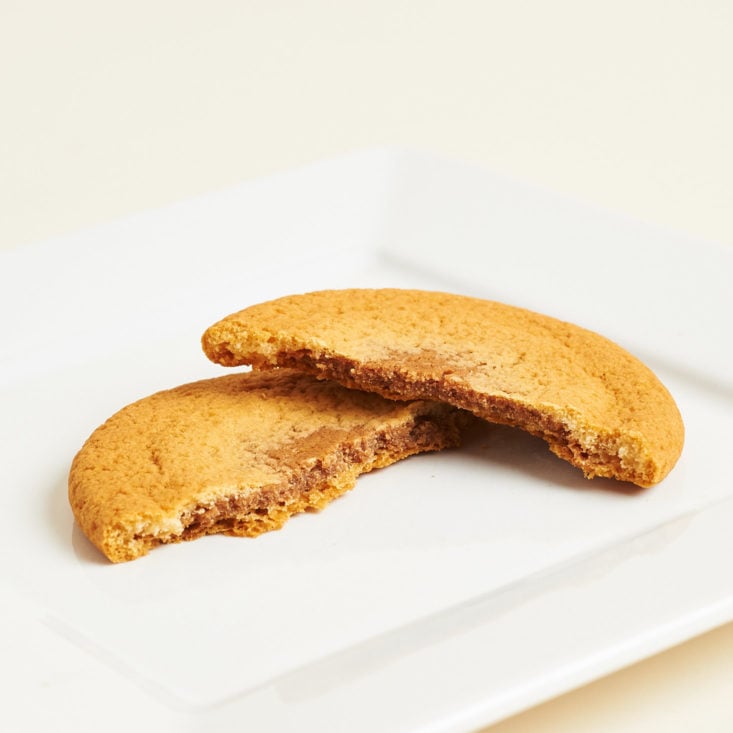 Bokksu October 2018 apple cookie caramel inside