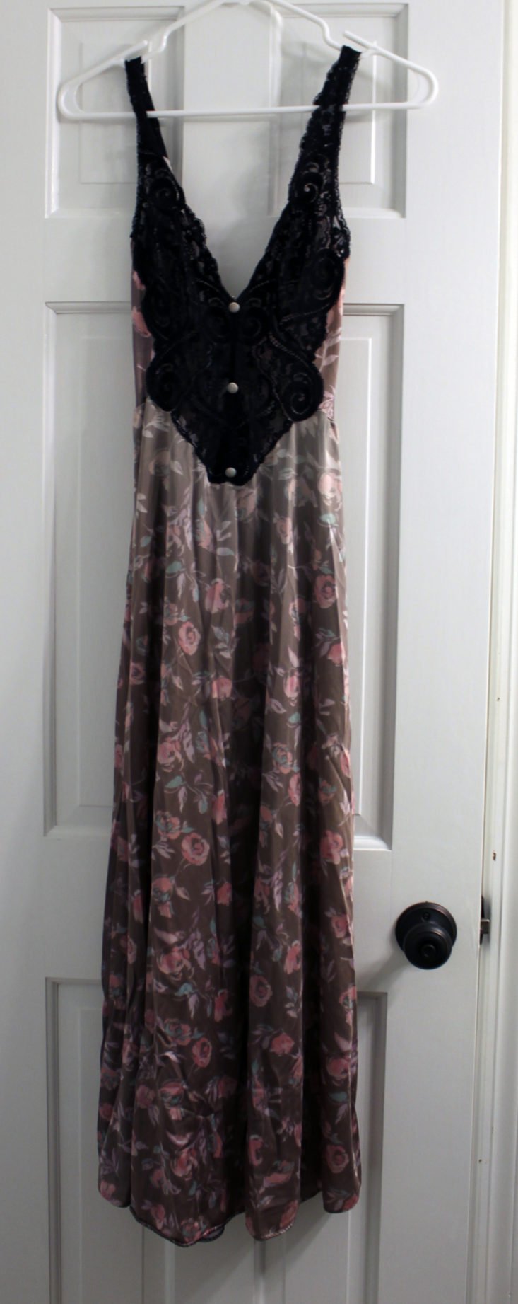 CHC Vintage Lingerie November 2018 - Nightgown Front