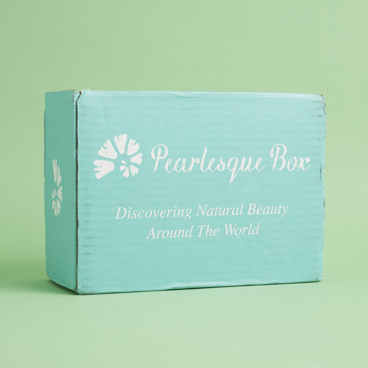 Pearlesque Box exterior