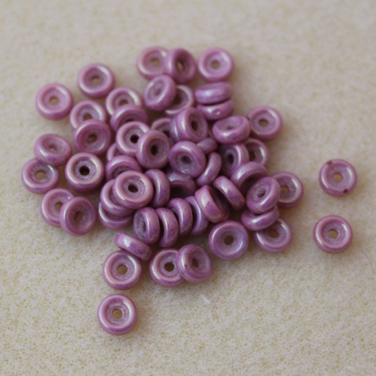 Adornable Elements Beads of the Month December 2018 - Wheel