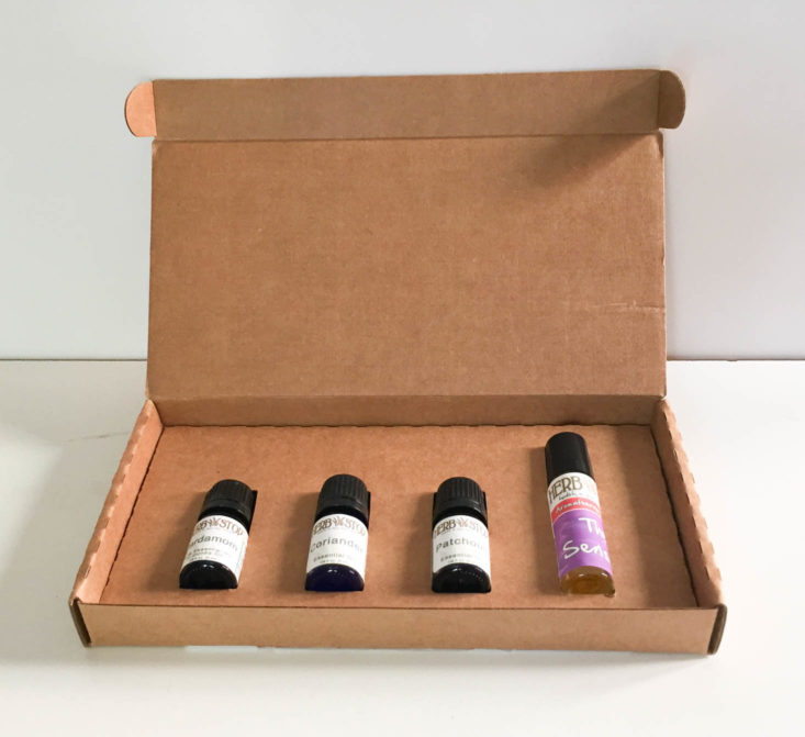 Aroma box by herb stop the sensual november 2018 - Box Open Front