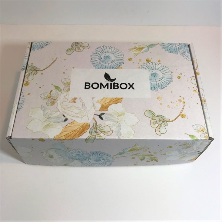 BomiBox November 2018 - Closed Box