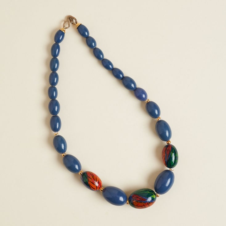 CHC Vintage blue bead necklace