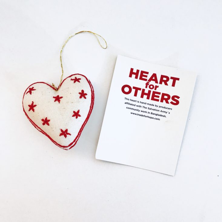 Faithbox December 2018 - Embroidered Heart Shape Ornament Top